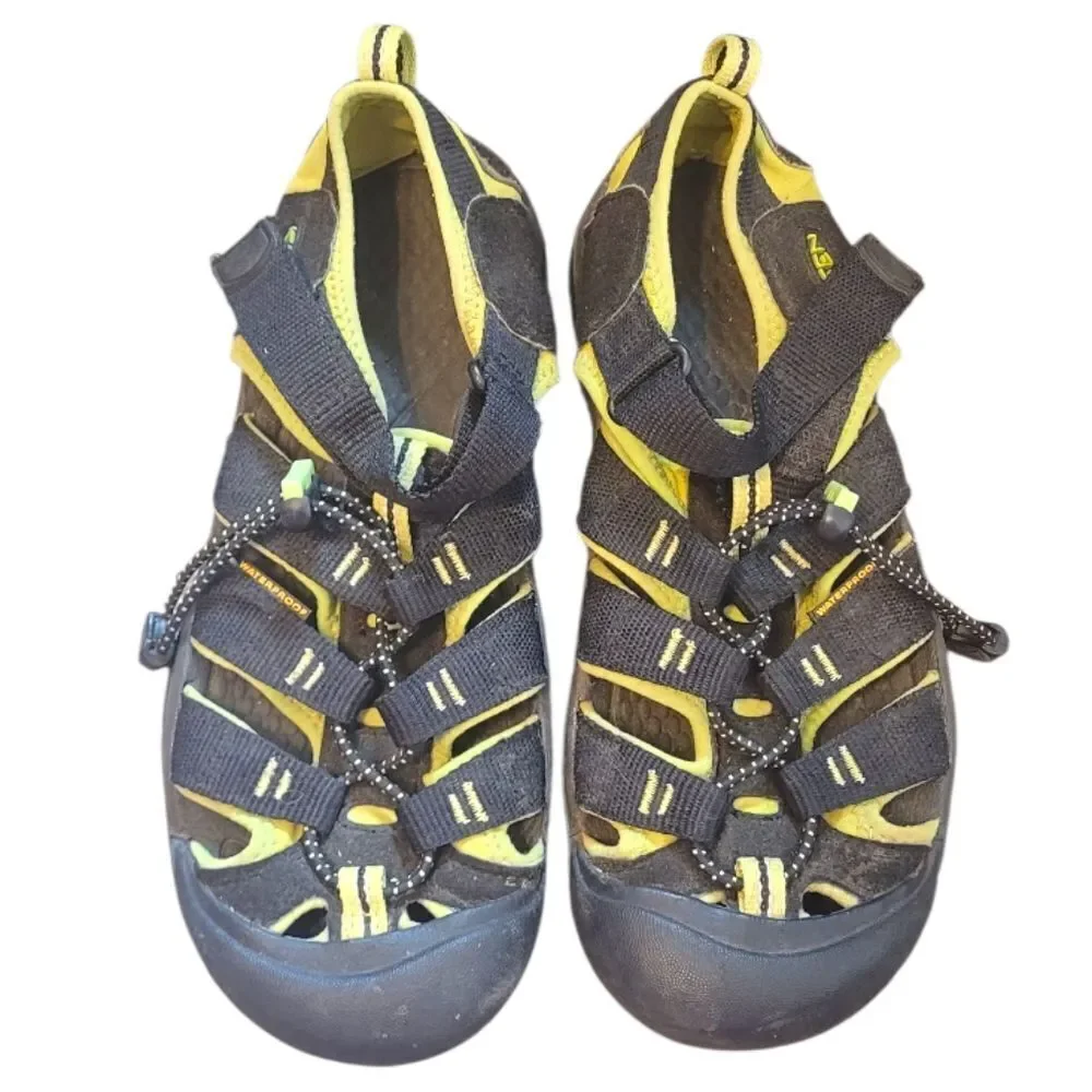 Keen Youth Newport Black And Neon Green H20 Water Sandals Size US 5